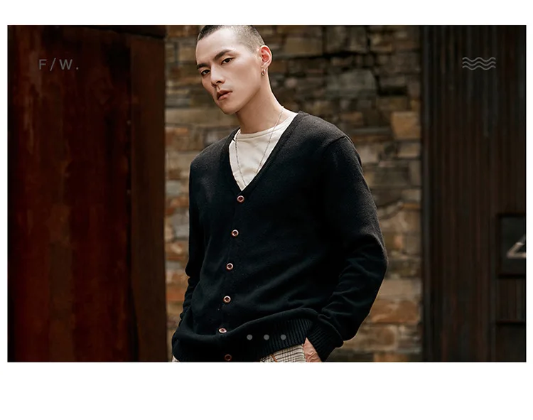 MRMT Brand New Men's T Shirt Fashion Youth V-Neck Sweater Knitting T-shirt for Male Casual Tops Cardigan Sweater Tshirt