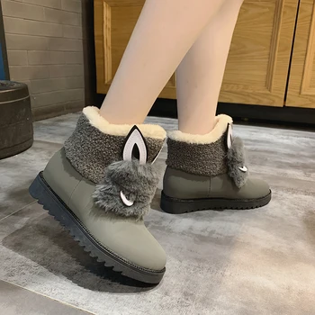 

2019 new Korean women's warm sneakers plus cotton running shoes cute rabbit warm winter