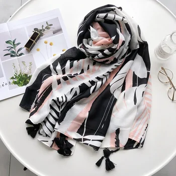 

new cotton scarf women silk scarves fashion Autumn winter warm print Designer leaf shawl factory wholesale mixed sales hijabs