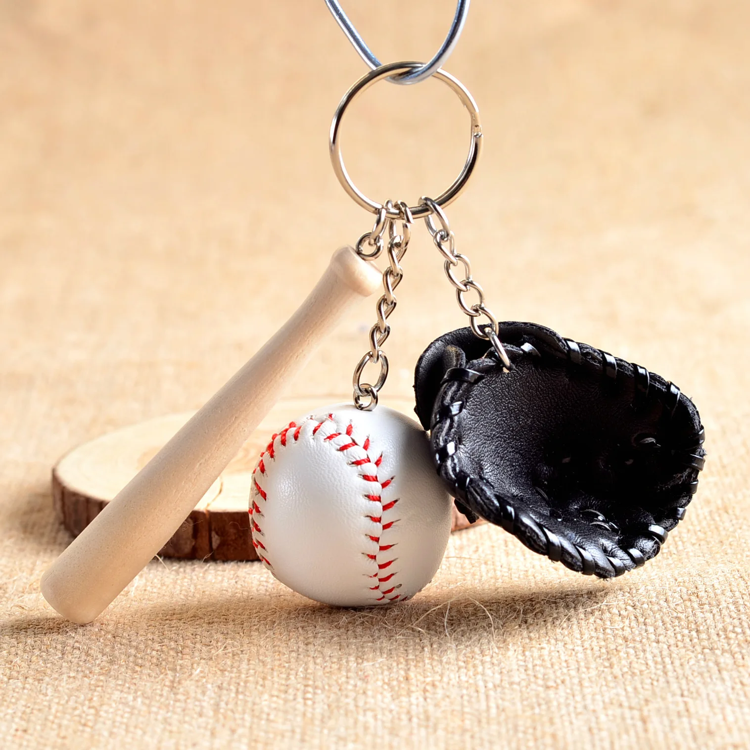 Новинка! Мини-бейсбольная перчатка из трех частей, деревянный брелок с битой спортивной машинкой, брелок для ключей, подарок для мужчин и женщин