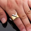 Модное женское кольцо известного бренда, ювелирные изделия, двухцветные золотые кольца, женские кольца, мель, титановая сталь, полированное... ► Фото 2/6