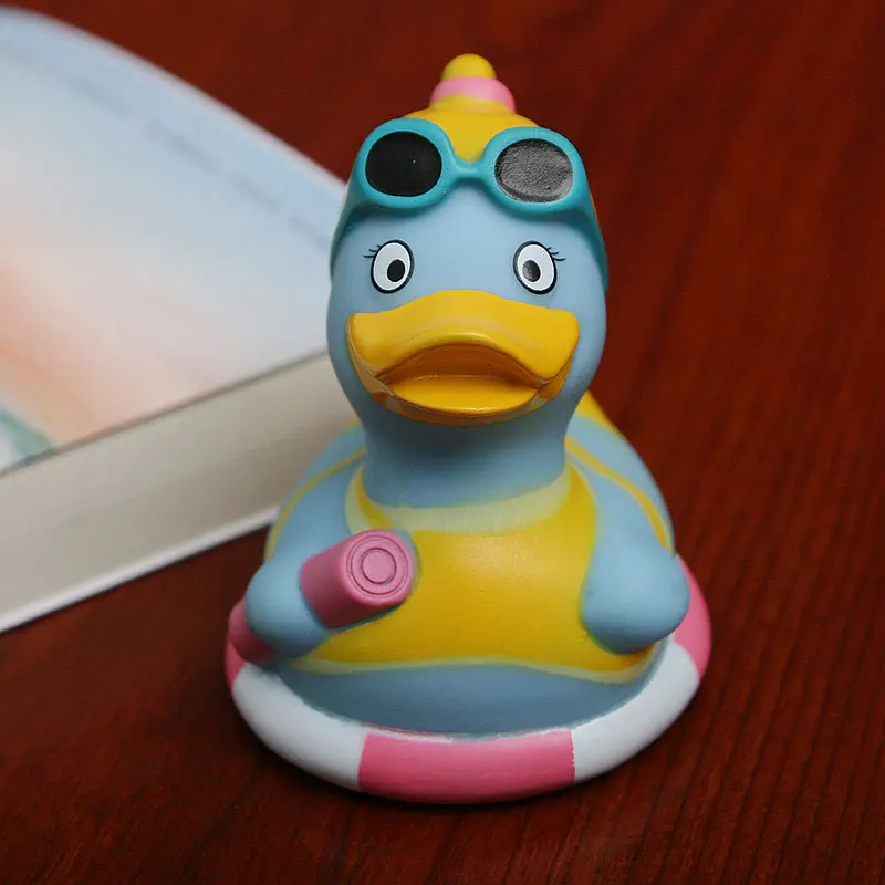 Duck Bath Toys Novelty Creative Play with Water Small Yellow Duck Environmentally Friendly PVC Rubber Baby Duck Bath Educational