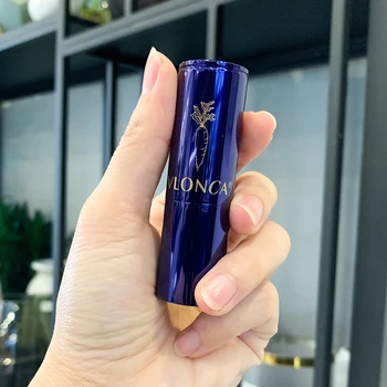 

Carotene lipstick matte female student model sample is not easy to discolor lip glaze niche brand color lipstick genuine