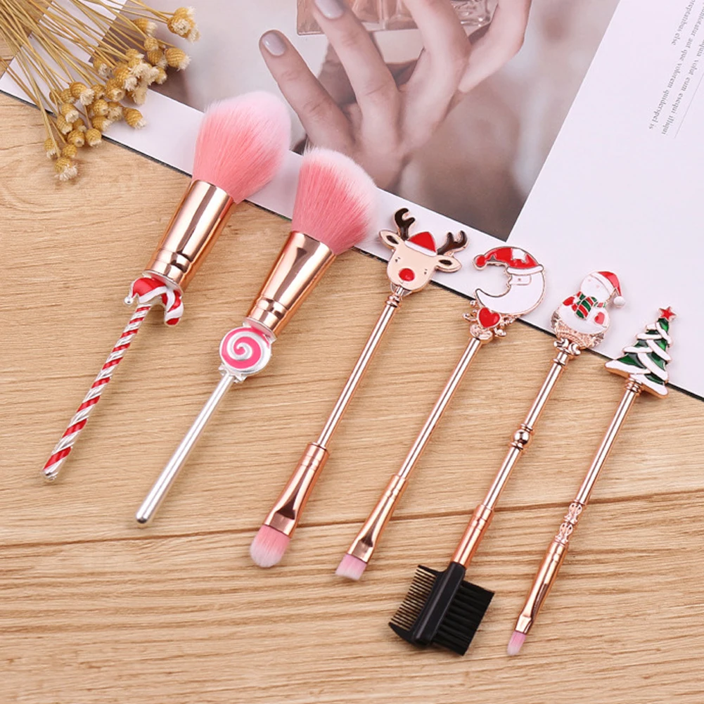 Christmas Candy Makeup Brush Old Man Elk Cute Mini Makeup Kit Soft and Silky Cartoon BTS 5