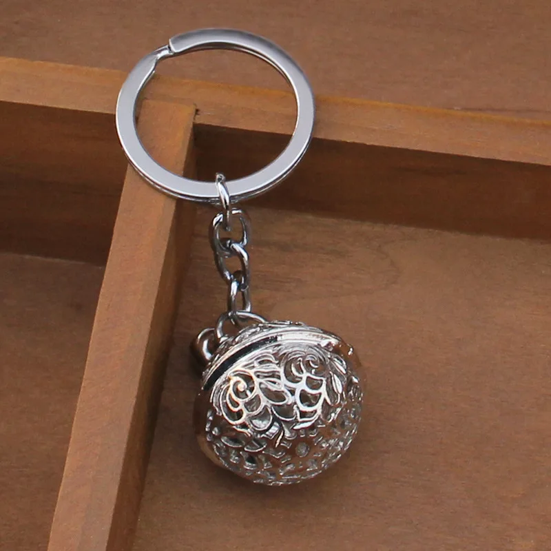 1 шт. ретро полый брелок с колокольчиком Подарочный Брелок для ключей для женщин девочек сумка Подвеска фигура Подвески брелки ювелирные изделия - Цвет: silver