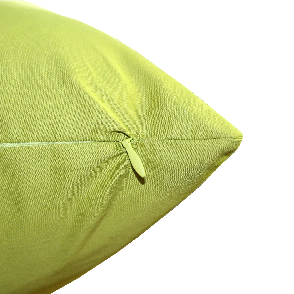 Close-up of cotton twill and zipper construction, illustrated in green