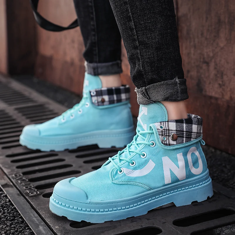 Summer men's Martin boots breathable round head men's flat boots net red increase graffiti denim solid rubber men's flat boots