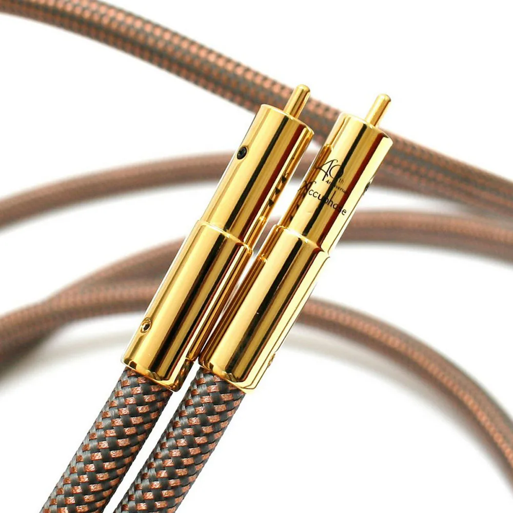 Соединительный аудиокабель Accuphase из чистой меди OCC с позолоченным штекером |