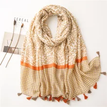 

2022 lady Autumn Viscose Shawl Khaki Patchwork Floral Tassel Scarves Wrap Pashminas Snood Soft Bufandas Muslim Hijab 180*90cm