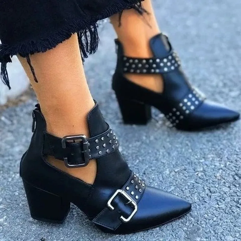 2020 Autumn and Winter New Women Boots Thick Heel Pointed Belt Buckle Rivet Martin Boots Women's Short Boots Women's Shoes