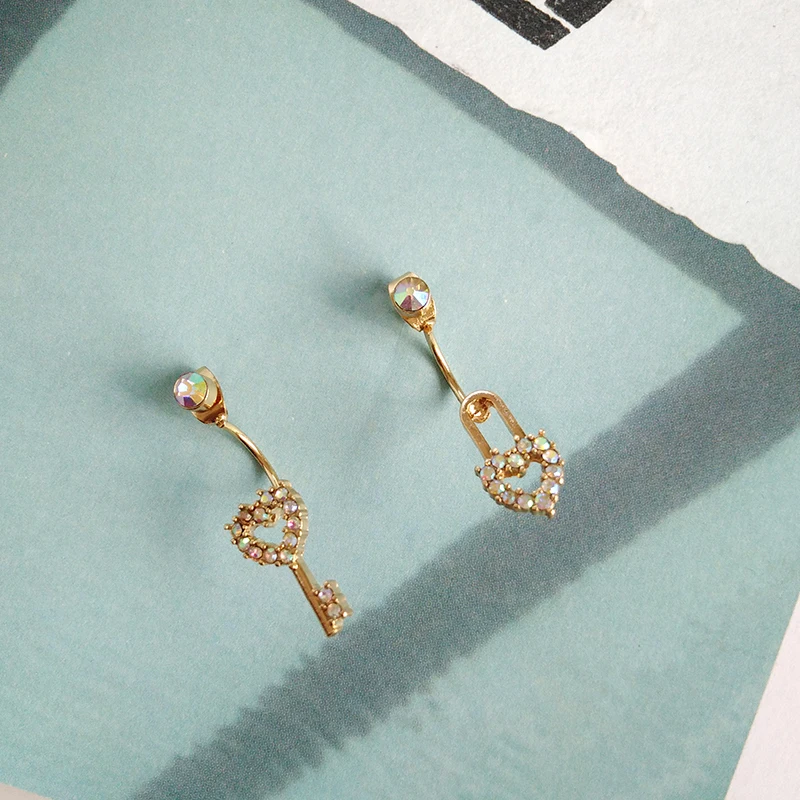 

Cute Jewelry Short Drop Earrings Fancy Design High Quality Colorful Crystal Key Lock Earrings Modern Jewelry For Girl Student