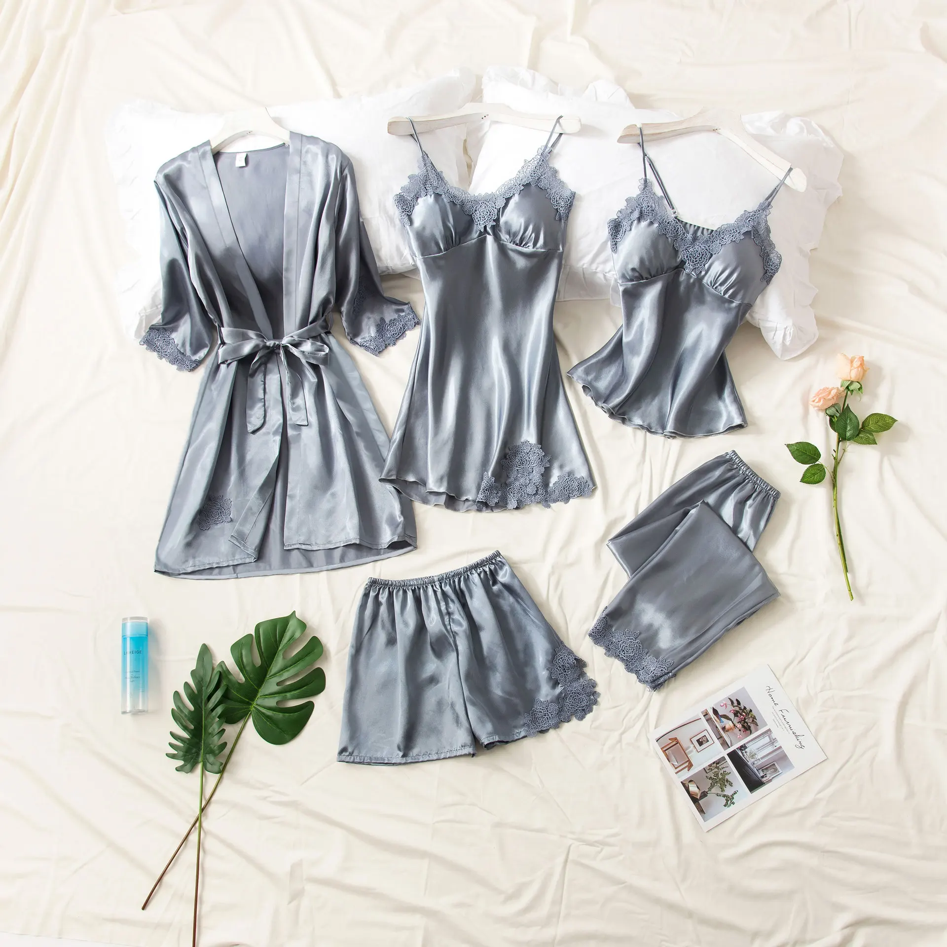 

New Spring and Autumn 5 Pcs Elegant Sexy Lace Fashion HomewearWomen Pajamas Sets Silk Pajamas Sleepwear Sets