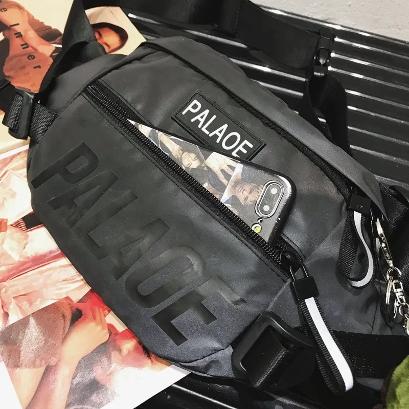 PALACE DEFLECTO BUN BAG BLACK REFLECTIVE-