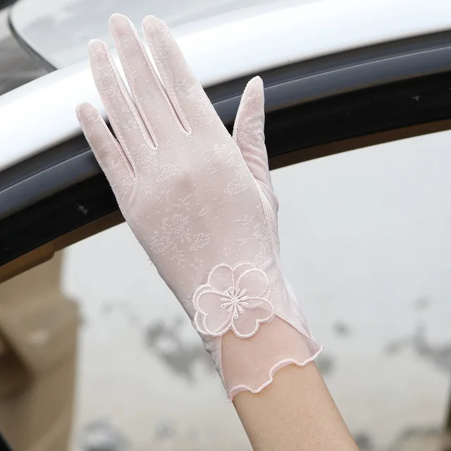 Ladies summer sun protection gloves lace anti-UV gloves black sexy breathable riding driving sunshade short gloves female 03K - Цвет: 07A Beige