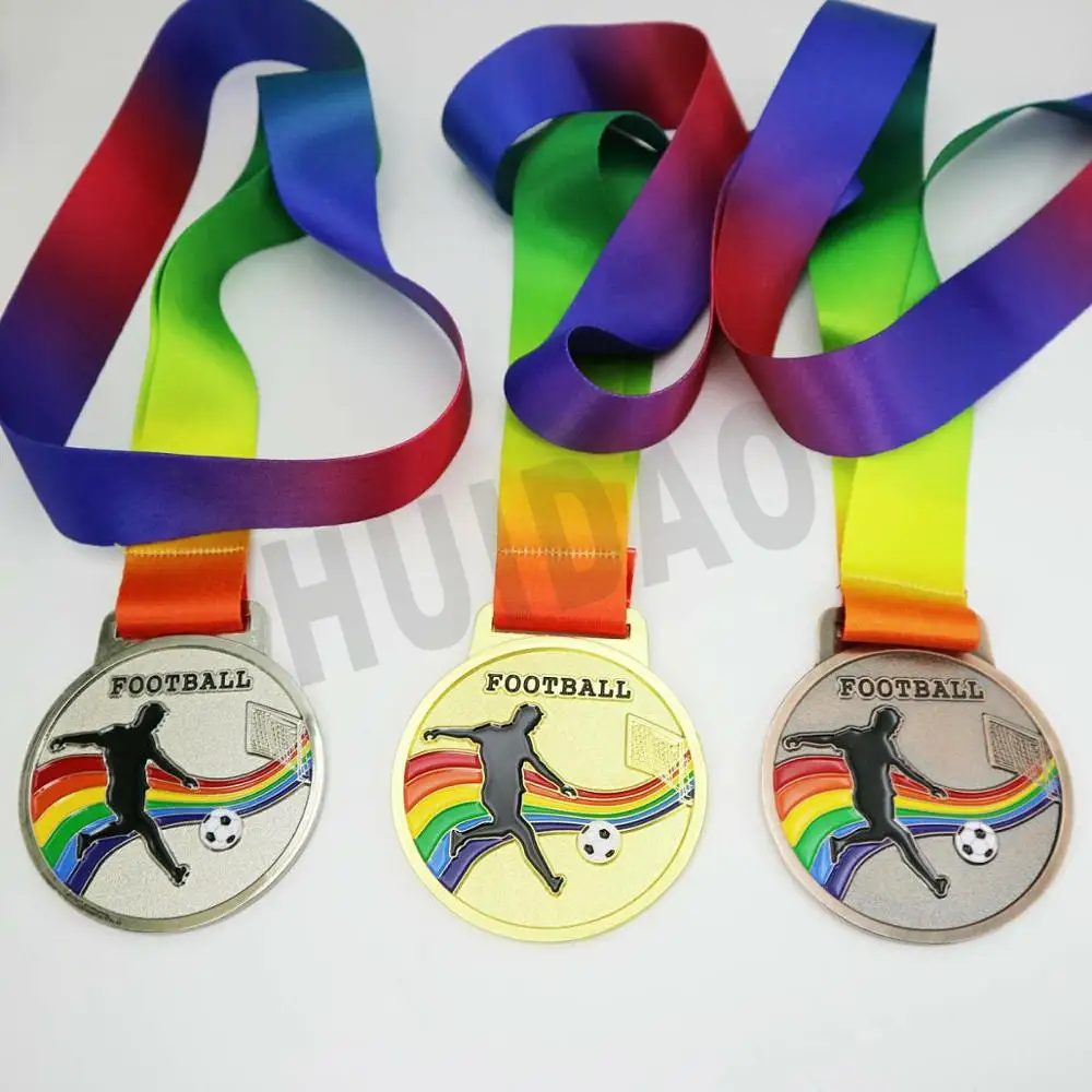 Диаметр 70 мм футбольные медали с лентой 1 набор содержит 1 шт золотого цвета и 1 шт серебряного цвета, 1 шт медные футбольные медали