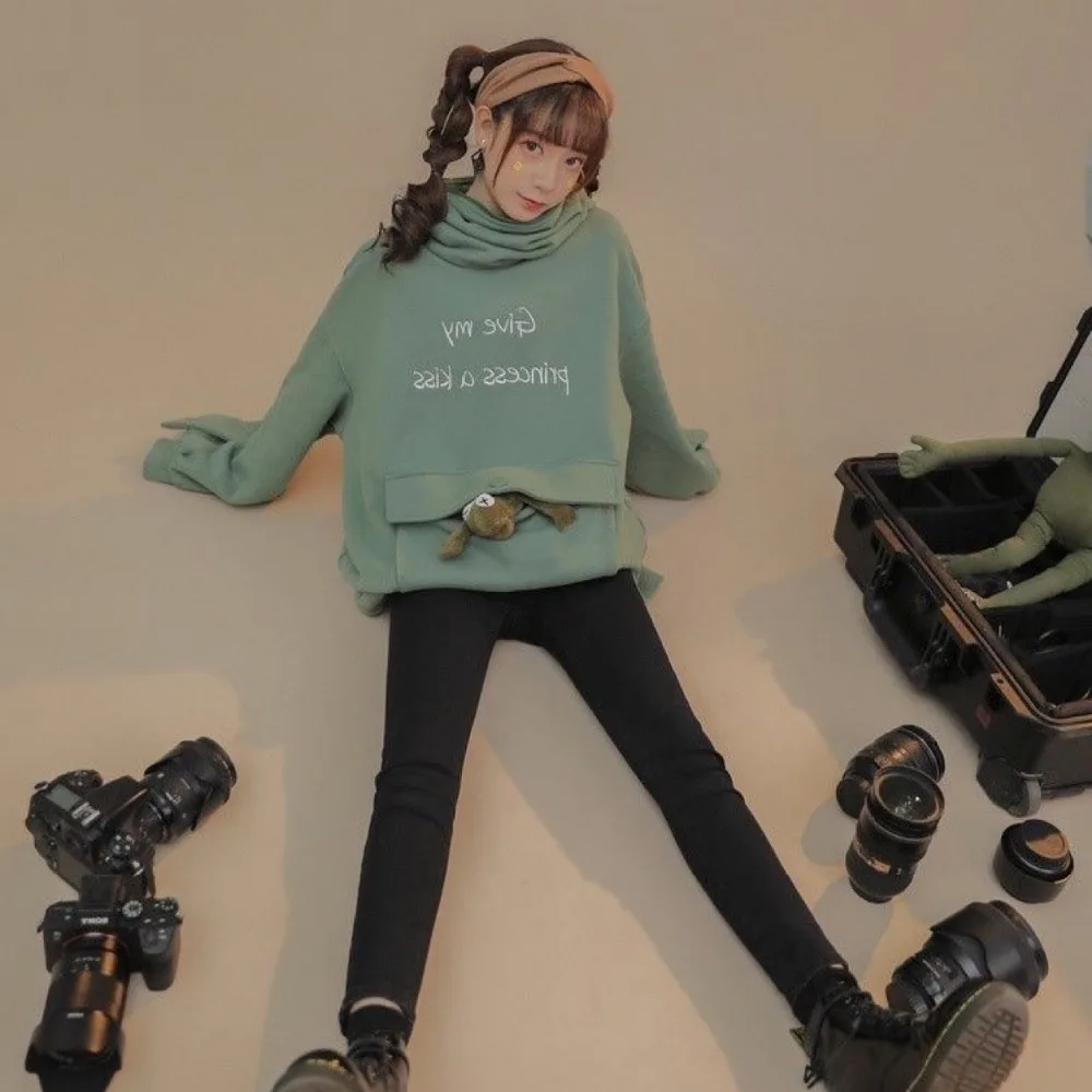 20264139884_2132381937