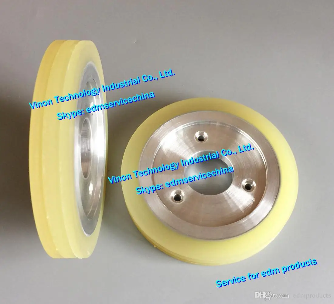 

15EC100F411 edm Urethane Roller (V-Groove) MA407, Ø104xØ30x14mm, Roller D with V-groove, 15EC.100.F411 for U32K. SP43 series