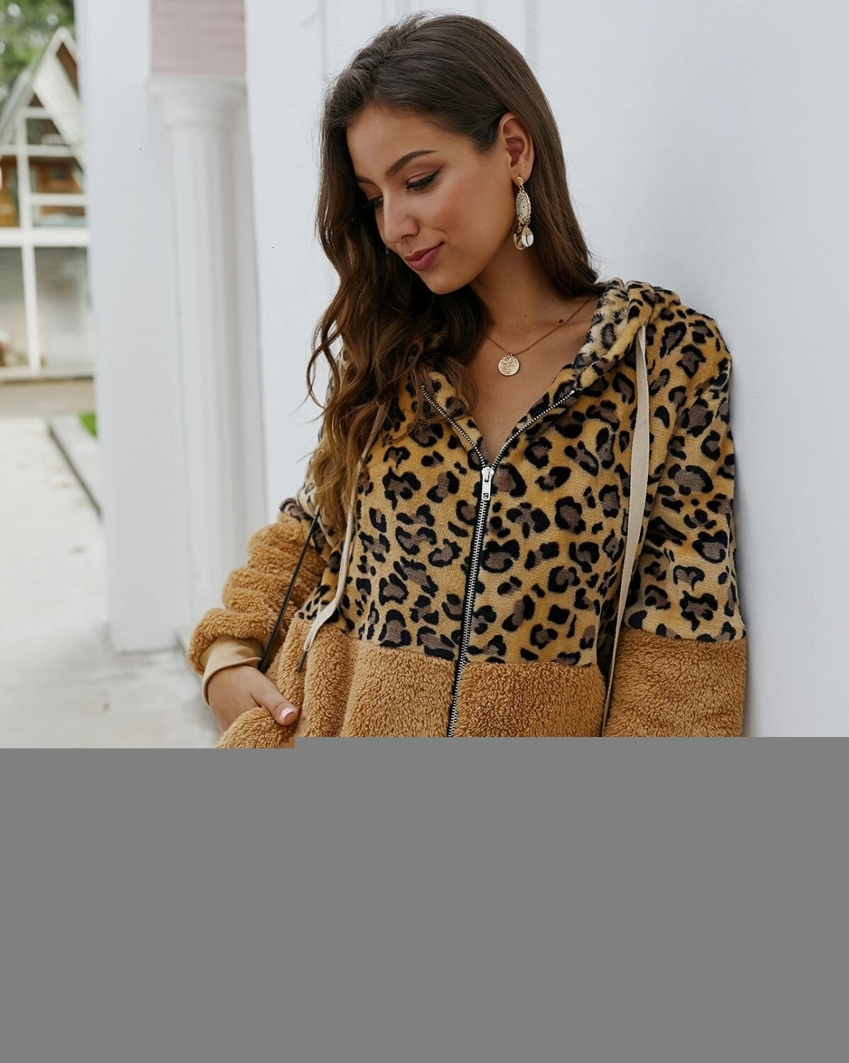 Новые Зимние Модные леопардовые Лоскутные женские куртки, искусственный мех, плюш, флокирование, сохраняющие тепло, толстовки на молнии, Дамское пальто
