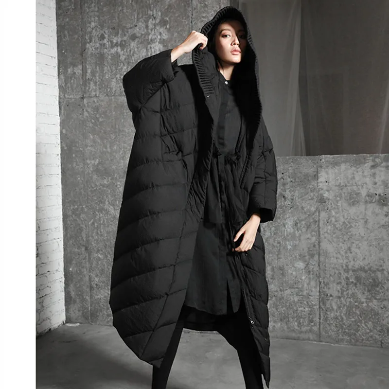 Дизайн, зимняя женская короткая Повседневная ультра свободная теплая куртка с рукавом «летучая мышь», с капюшоном, белый утиный пух, удлиненная куртка, пальто - Цвет: Черный