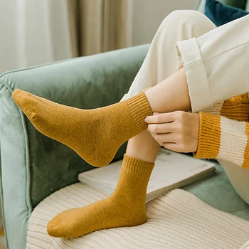 

1 Pair Winter Solid Color Thickening Terry Socks Harajuku Female Unisex Socks Hipster Fashion Animal Print Ankle Socks Keep Warm