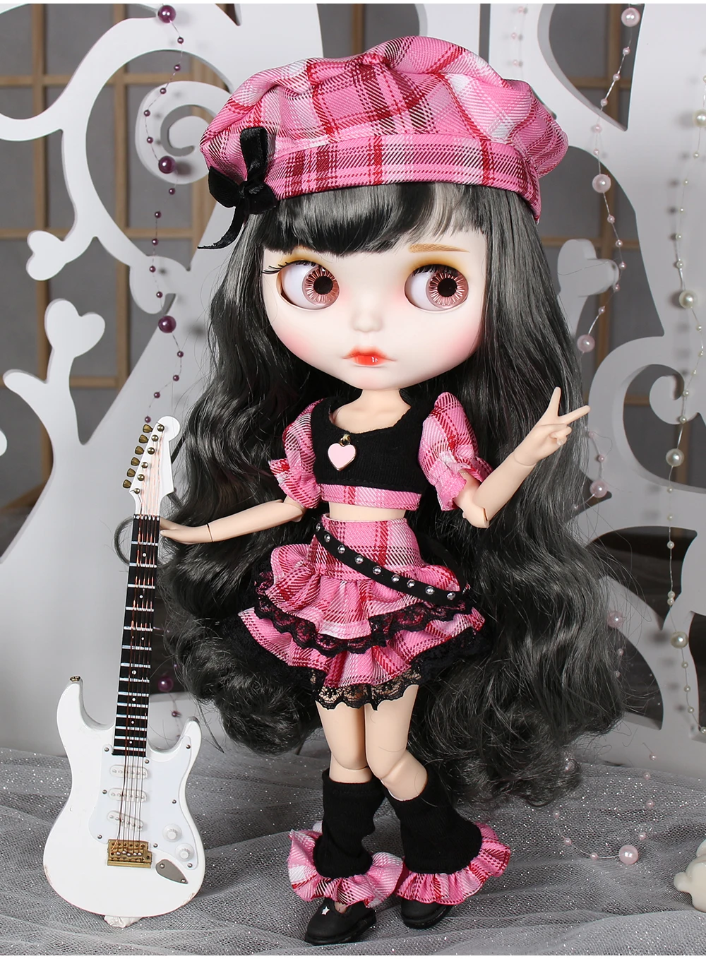 Neo Blythe Doll Black Hot Pink Goth Skirt Dress with Knee Socks 4