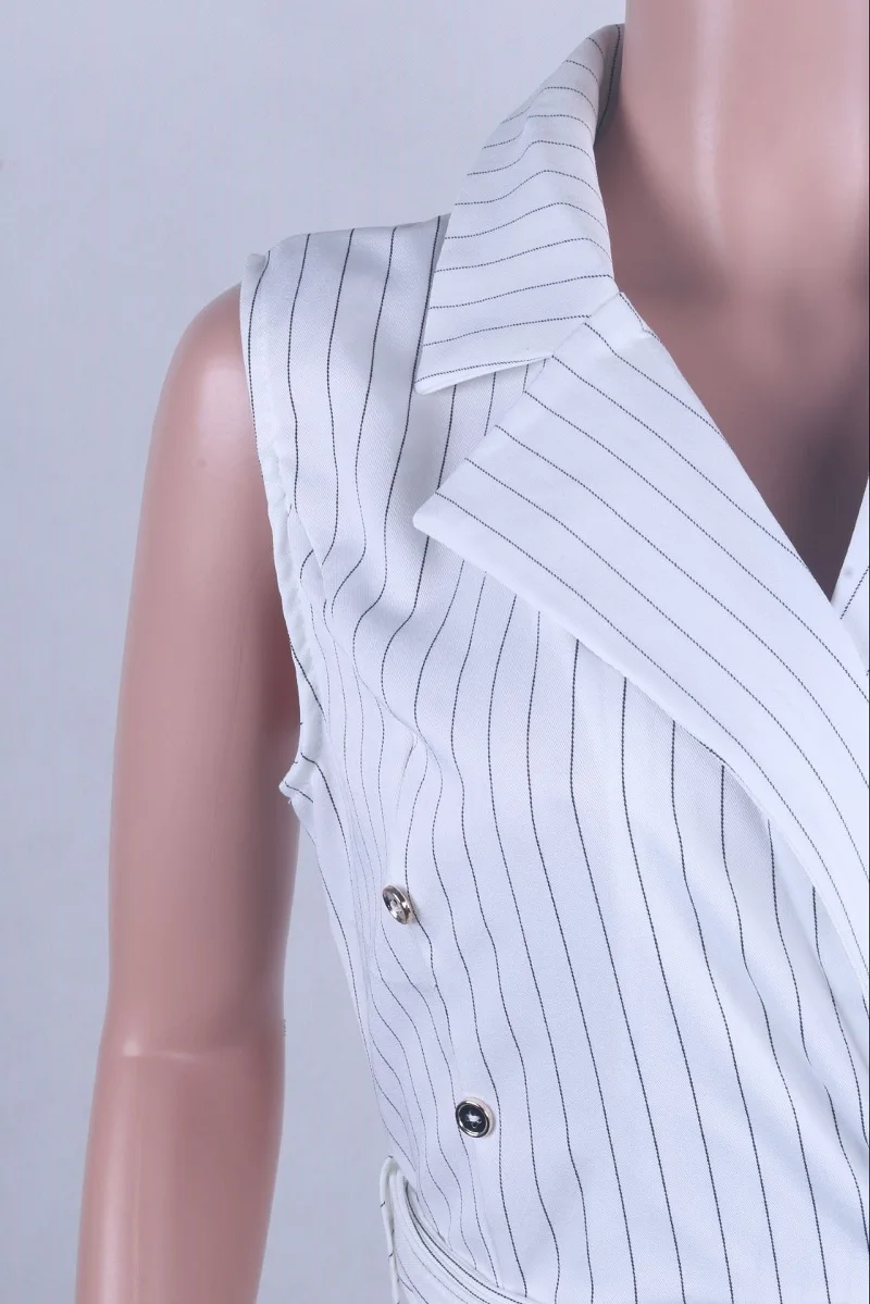 10889305414_1497812715