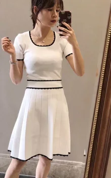 

High Quality Sweater Suits 2020 Summer Skirt Set Women Knitted Pullovers+Black White Color Block Knitting Skirt Suits Sets 2 pc