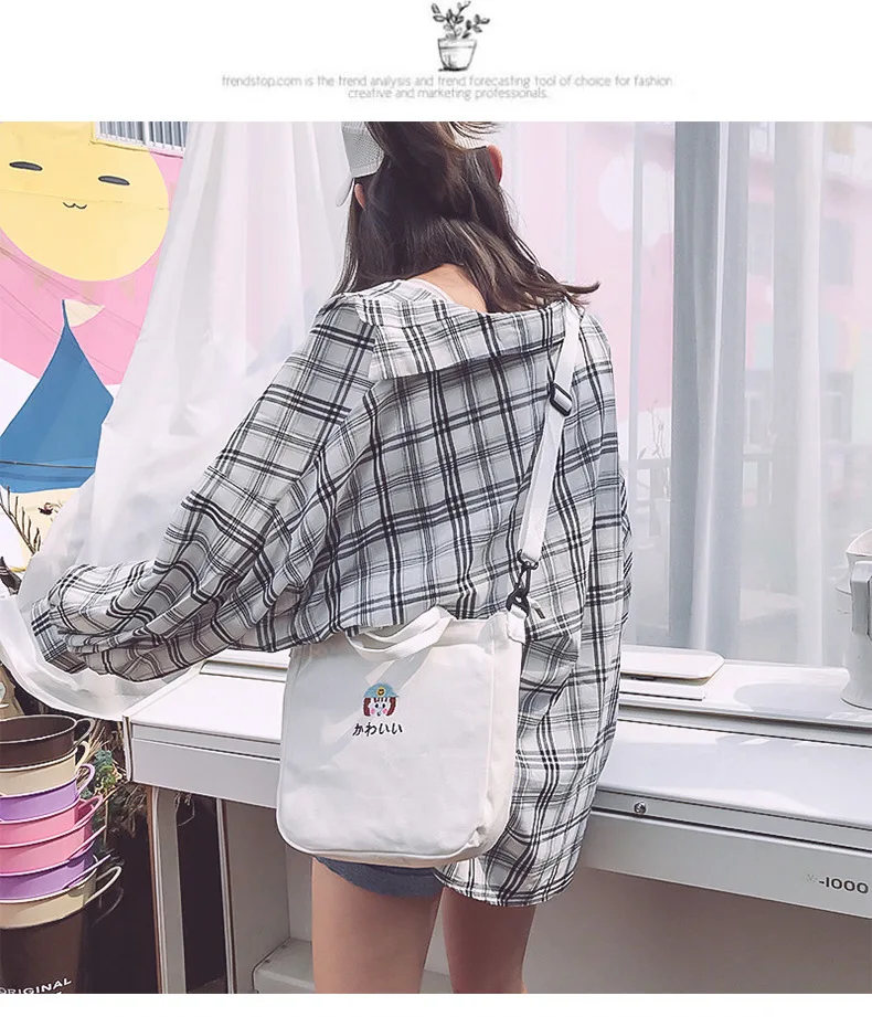 Summer Japanese-style INS Casual One Shoulder Canvas Bag Schoolbag Cute Embroidered Pattern Shopping Bag