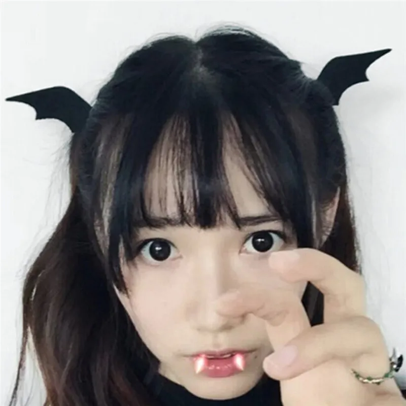 

1 Pair Bat Wings Mini Hairpins Hair Clips Barrette Women Girls Novelty Horror Hair Accessories Halloween Party Headwear