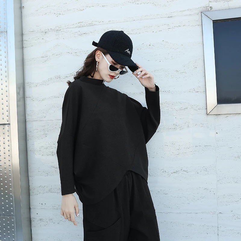 

Loose Fit Oversized Black Sweatshirt New Batwing Sleeve Women Big size Fashion Autumn Winter Women Clothing