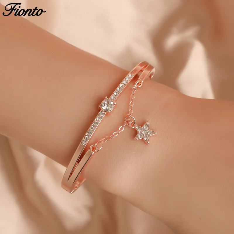 Женский браслет FIONTO розовое золото из нержавеющей стали с сердечком Forever Love