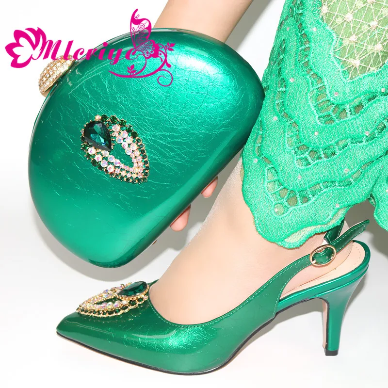 

New Italian Crystal Wedding Green Color Shoes And Purse Set African Elegant Woman Pumps Parties Shoes And Bag Set
