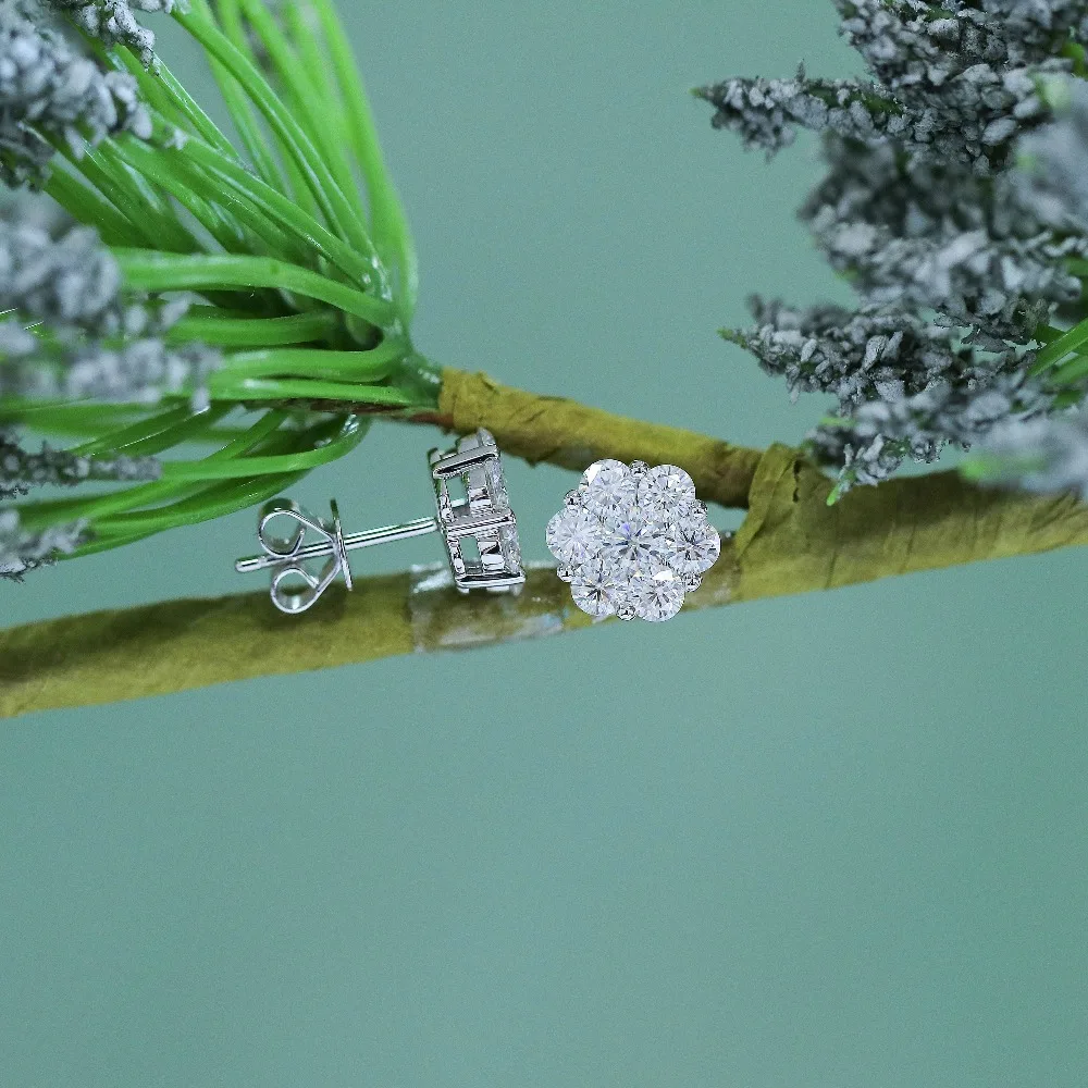 moissanite-stud-earrings-(3)