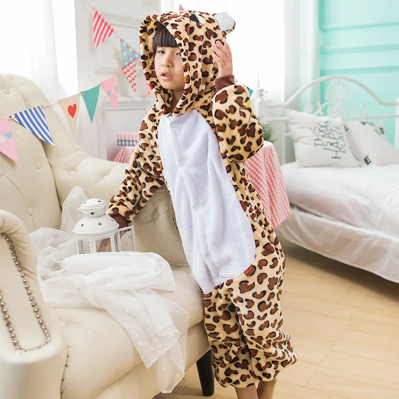 

Kigurumi Pajamas Leopard Bear For Children Baby Girls Pyjamas Boy Sleepwear Animal Anime Onesie Kids Costume Jumpsuit