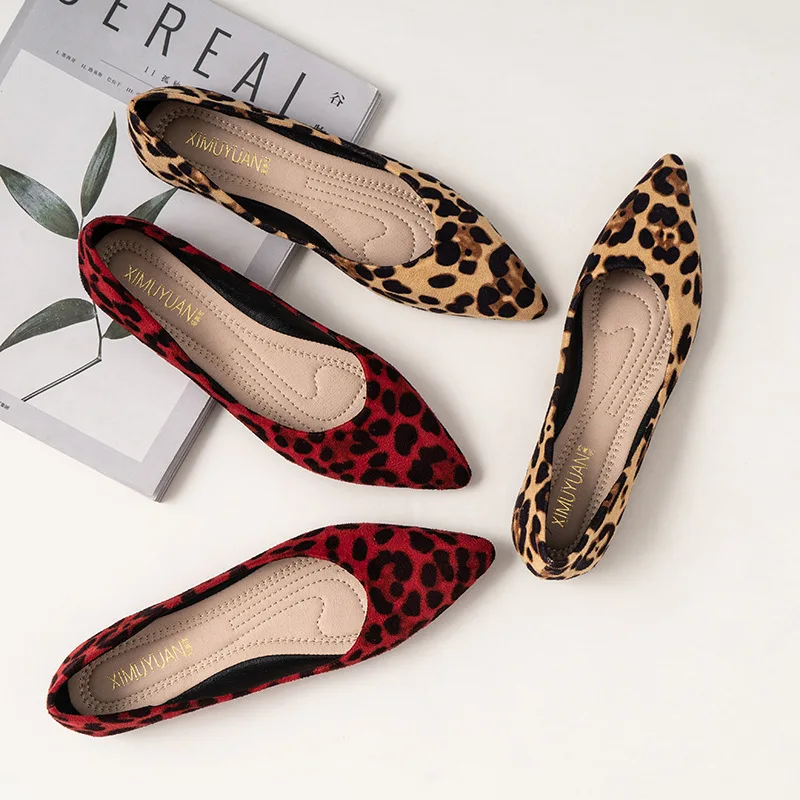 34-42 Over size sexy leopard pointed toe flats ballet shoes women european slip on single loafers brand velvet ballerina zapatos Women's Flats hot 