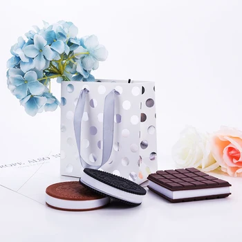 

10Pcs Creative Stamping Dot Paper Bag Valentine's Day Gift Paper Bag Wedding Gift Bag Birthday Gift Shopping Bag with Handle D30