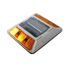 Большого размера алюминиевый солнечный дорожный штифт с 4 шт. светодиодный светильник для безопасности дорожного движения, без хвостовика