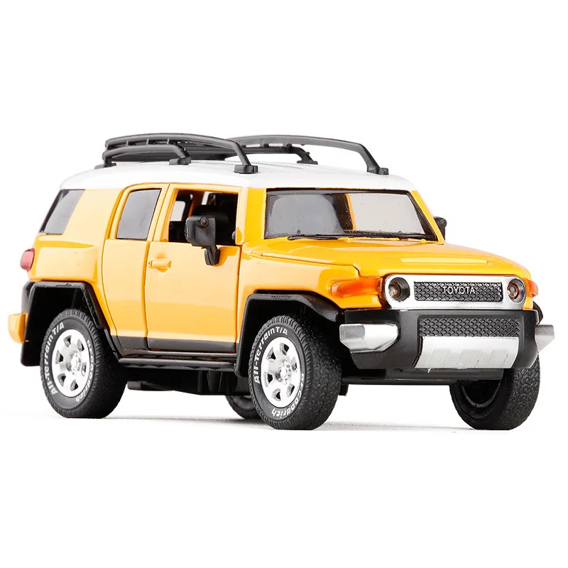 Высокая имитация 1:32 Toyota FJ CRUISER модель SUV, Изысканный детский звук и свет игрушка с инерционным механизмом внедорожная модель - Цвет: Цвет: желтый