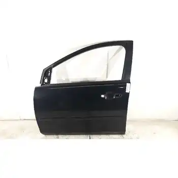 

1505704 door Front Left Ford Focus Hatchback (CHAP) Ghia