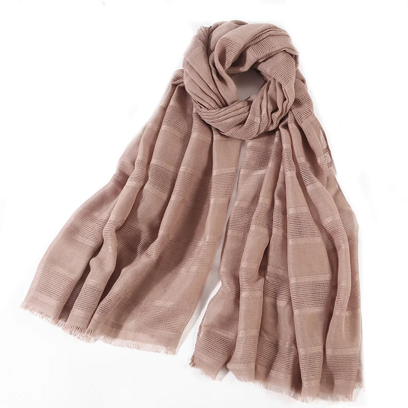 8790776975_1903918631