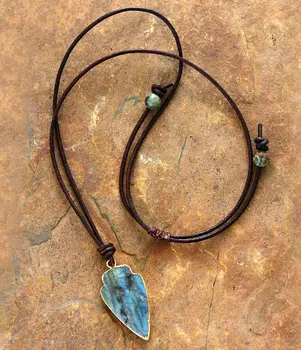 New Necklaces for Women Gilded Labradorite Arrowhead Leather Strap Pendant Necklace Natural Stone Fashion Necklaces Jewelry