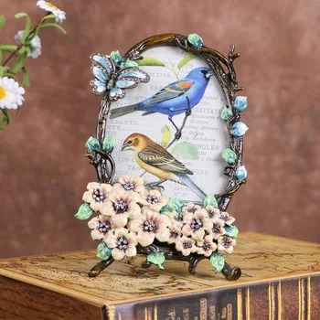 

1PCS European style retro Pastoral Photo frame Shadow Building Gift Enamel Color Picture frames Creative Home Decoration