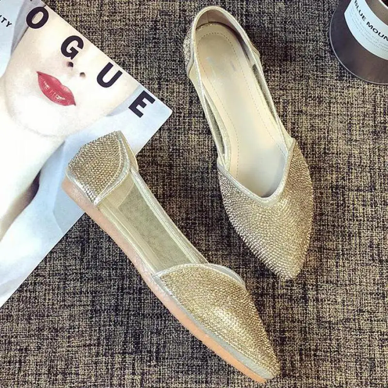 

Women Flat Ballet Shoes Bling Crystal Pointed Toe Flats Slip On Loafers Lady Shiny Shoes Casual Pointed Toe Flats Footwear New