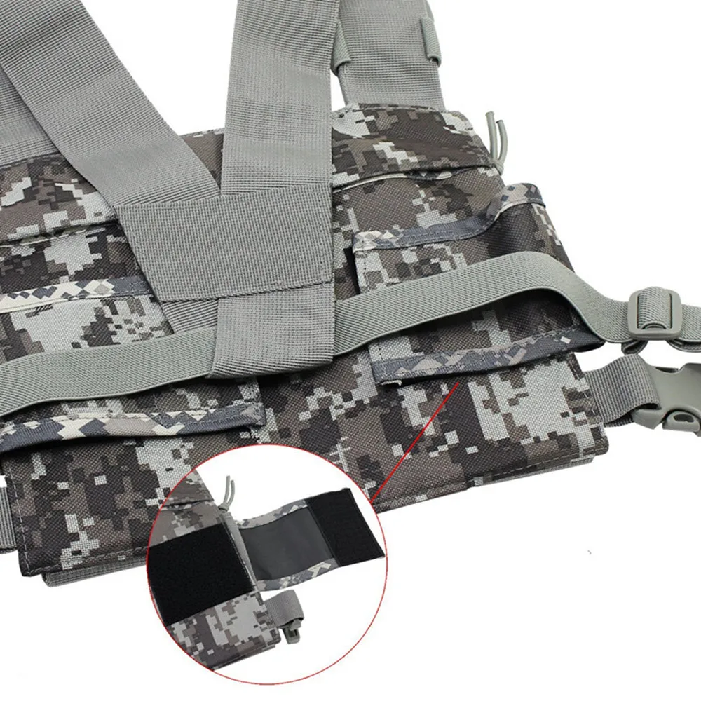 2 Pin Camouflage nylon chest bag is suitable for various types of walkie talkies on the market