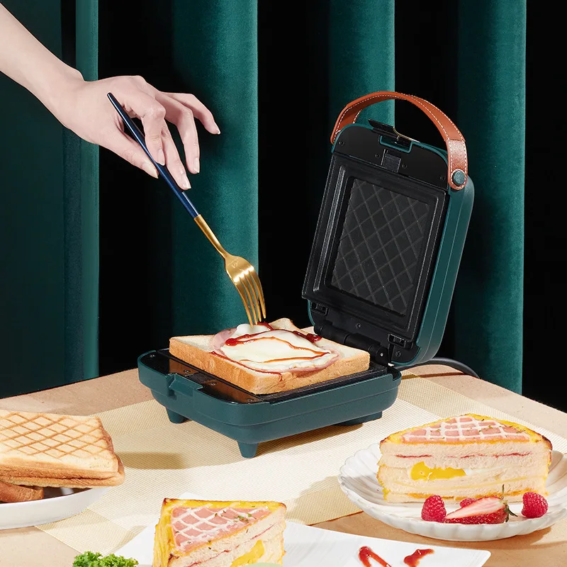 3 IN 1 Detachable Household Electric Waffles Maker Breakfast Machine Mini Toaster Portable Sandwich Machine 3