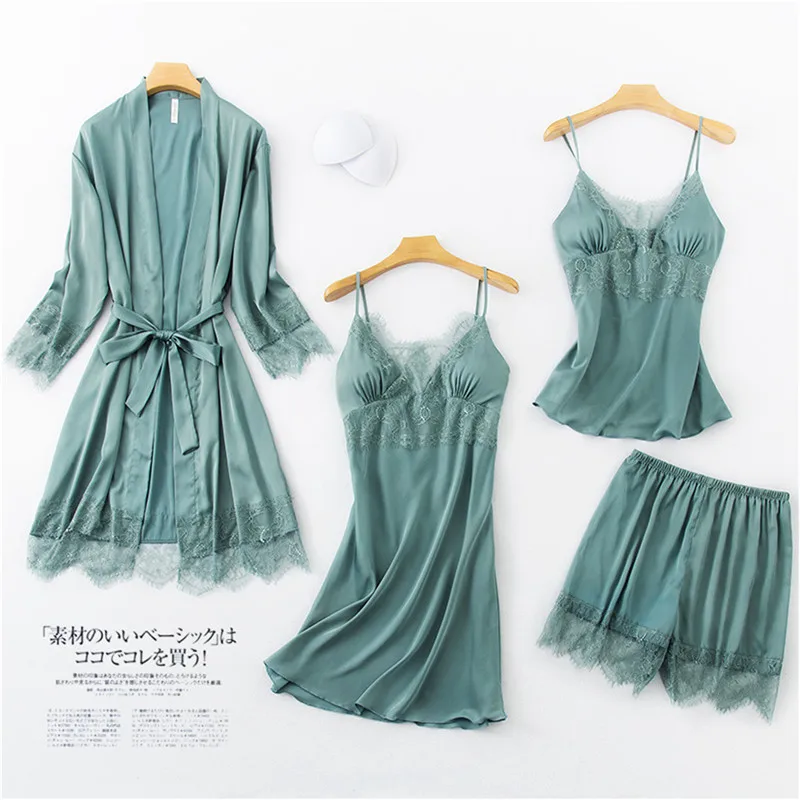 13161347833_1061836450