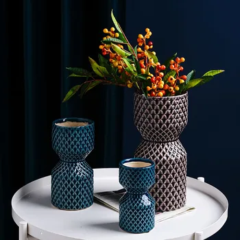

Nordic Fashion Classic Coloful Ceramic Vase Retro Vase Container Simple European Mediterranean Gradient Handmade Ceramic Vase
