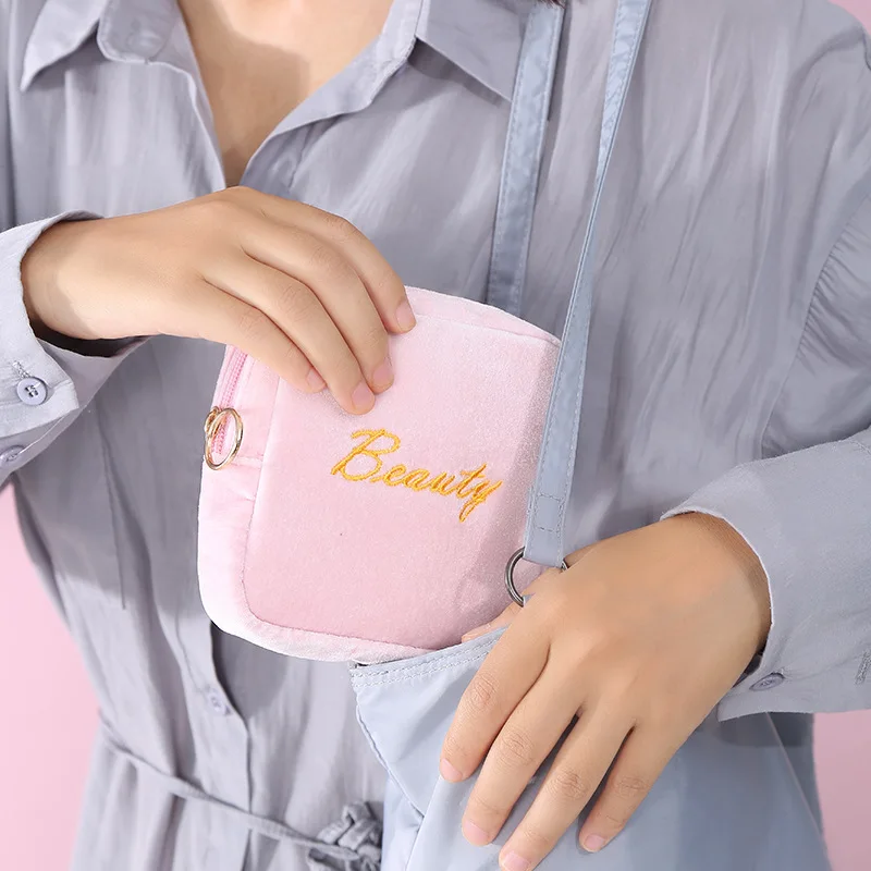 Girl Sanitary Napkin Bag Pouch Case Storage Bag Women Cosmetic Bags Organizer Ladies Makeup Bag Girls Tampon Holder Organizer