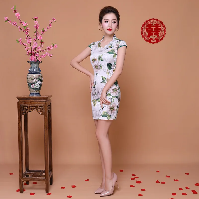 Summer New Style Female Cheongsam Dress Improved Low Collar Embroidery Cheongsam Dress