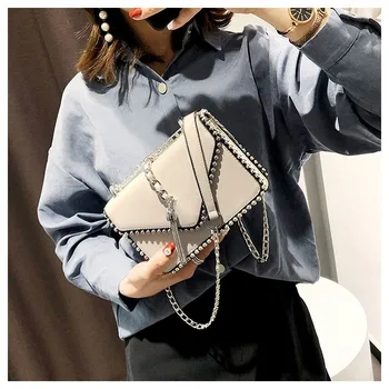 

Women's shoulder bag new rivet shoulder bag Korean chain bag fashion slant span bag small square bag